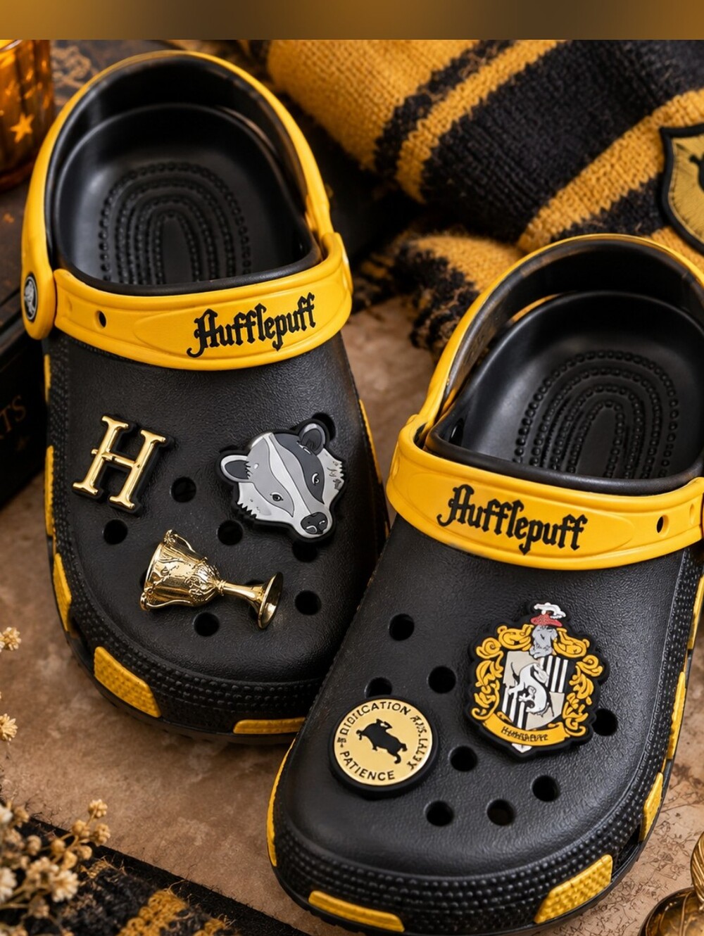 Crocs Harry Potter Hufflepuff Classic Clog Women’s 6 NWT